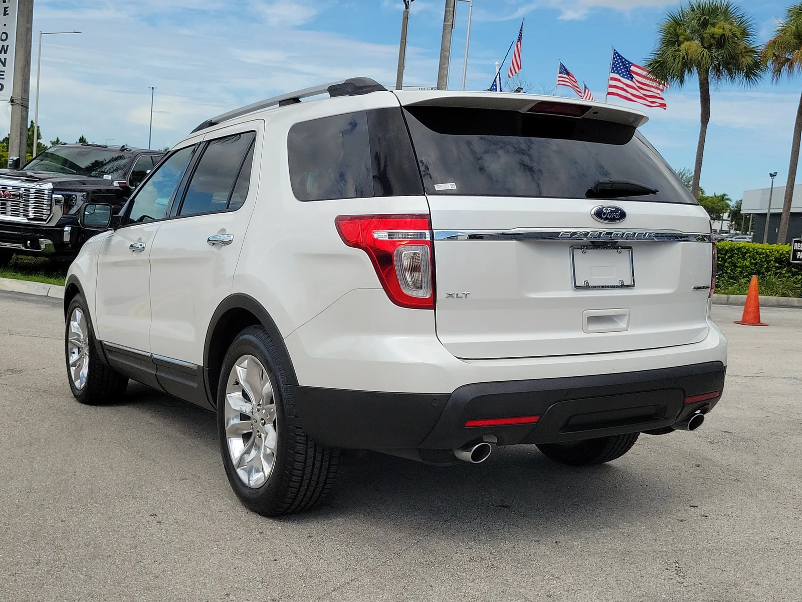 2013 Ford Explorer XLT photo 7