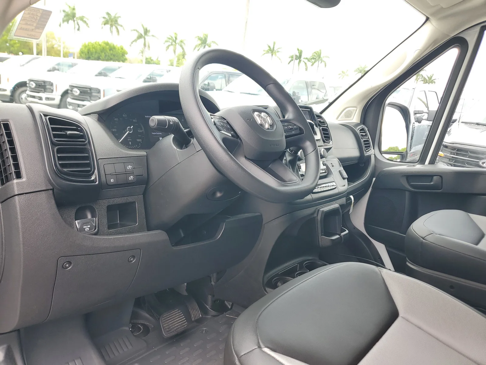 2026 RAM ProMaster Cargo Van Tradesman photo 9