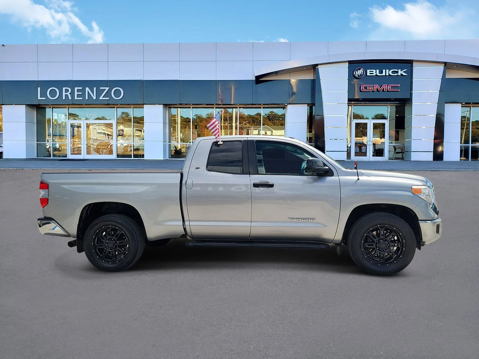 2017 Toyota Tundra 2WD SR photo 4