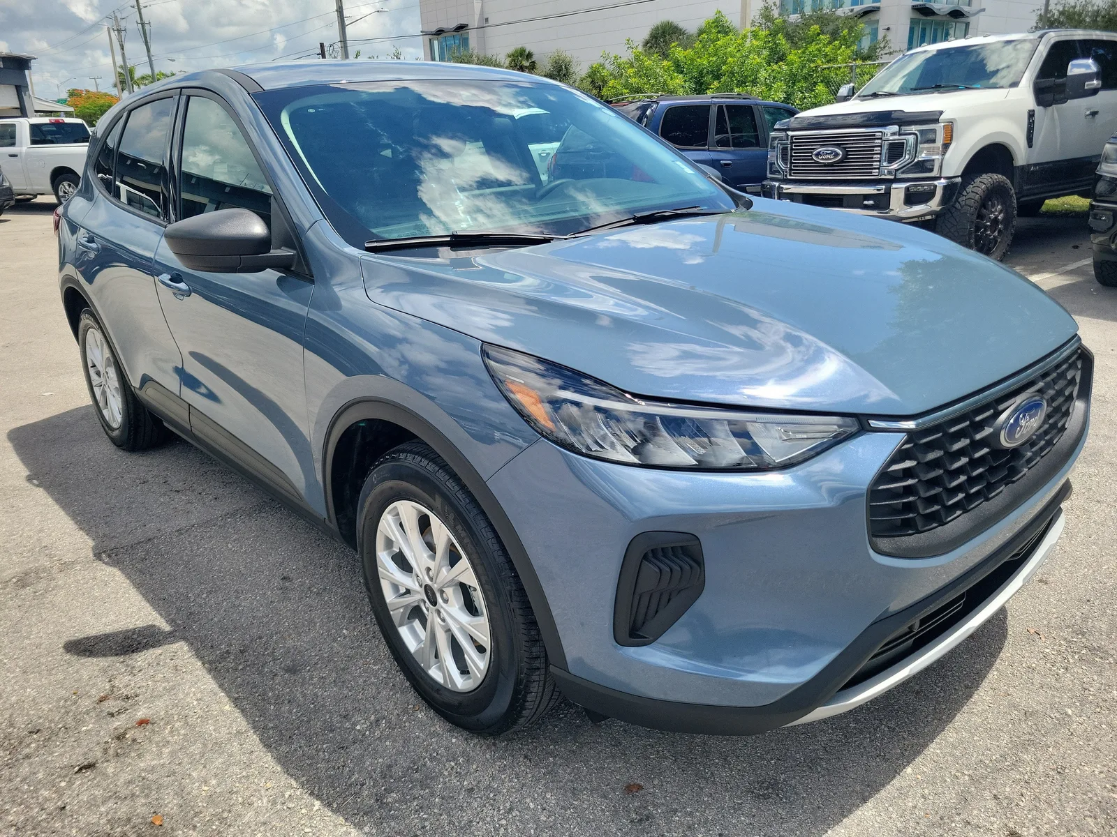 2025 Ford Escape Active photo 3