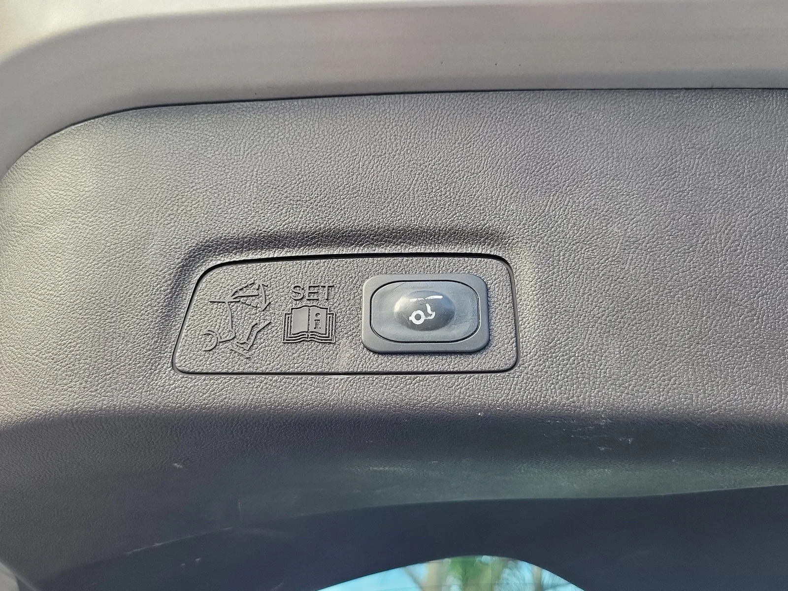 2017 Lincoln MKC Reserve photo 19