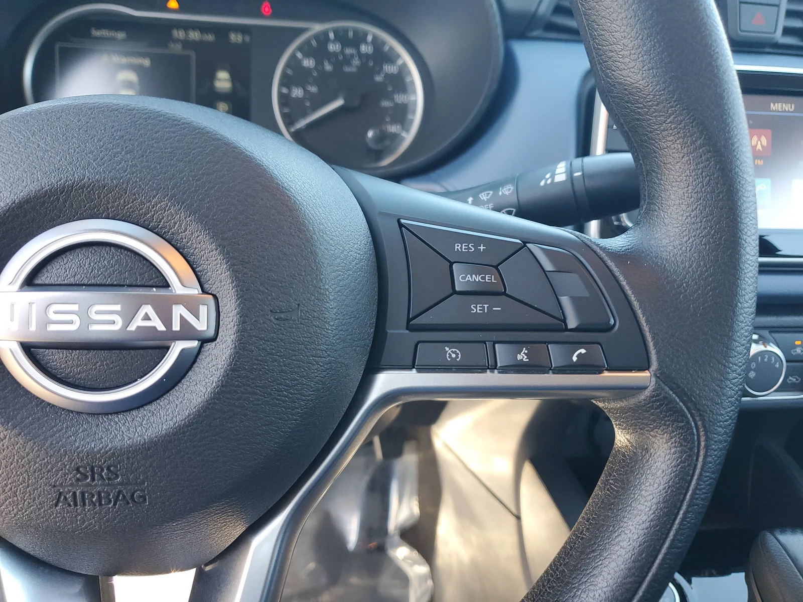 2025 Nissan Versa SV photo 20