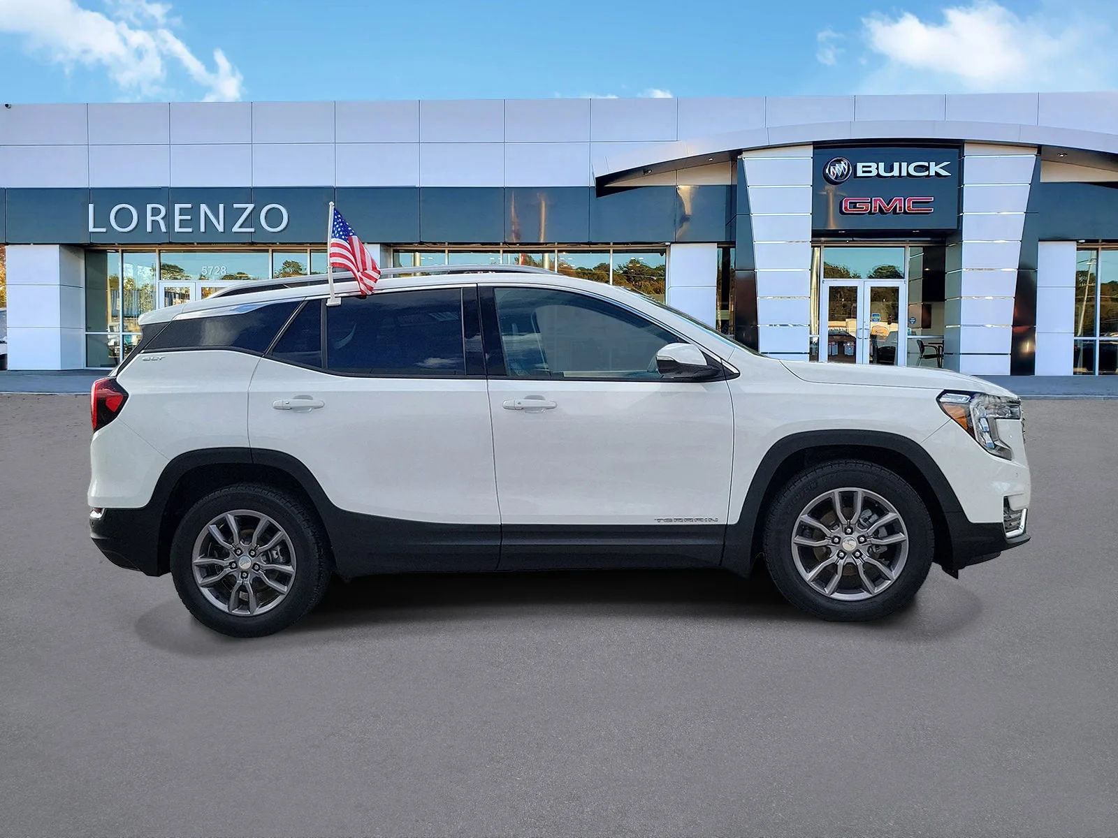 2023 GMC Terrain SLT photo 4