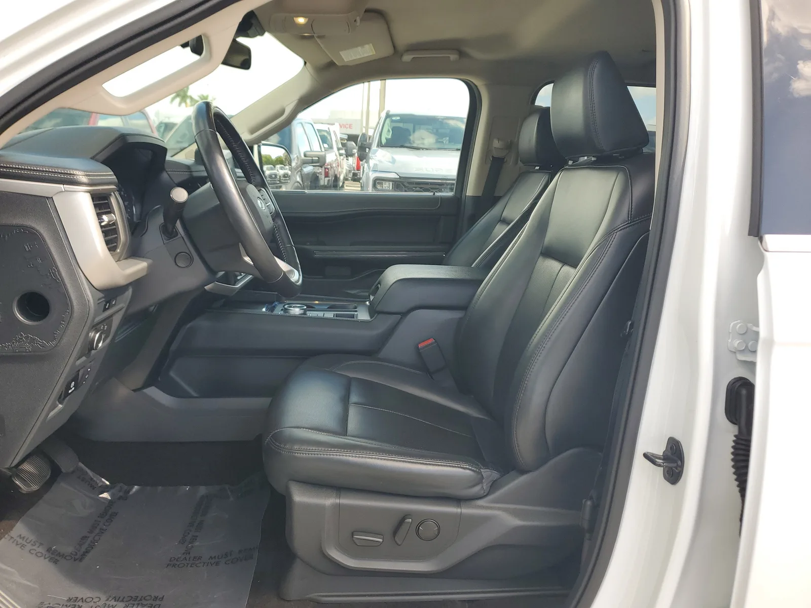 2022 Ford Expedition XLT photo 11