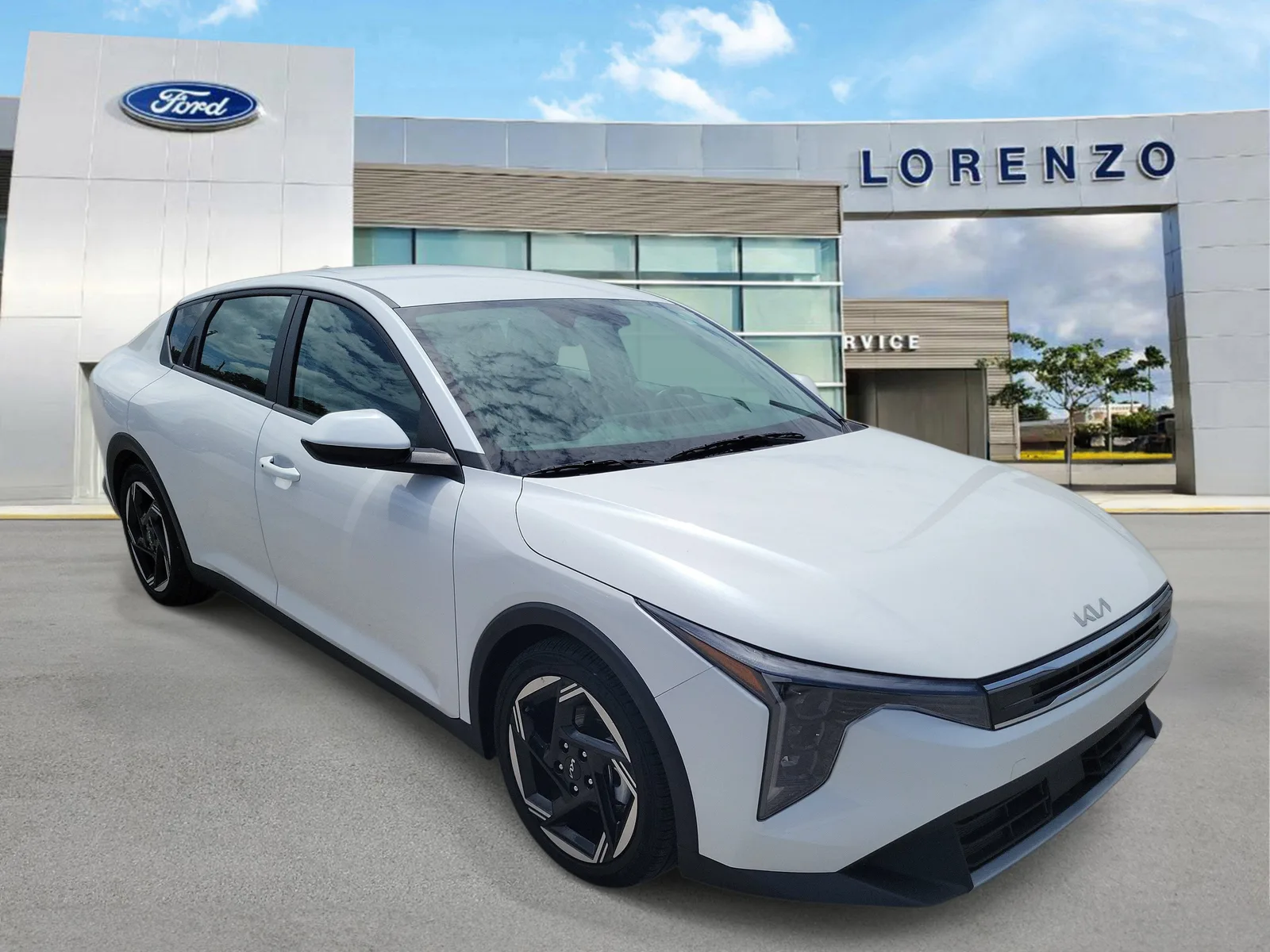 2025 Kia K4 EX photo 3