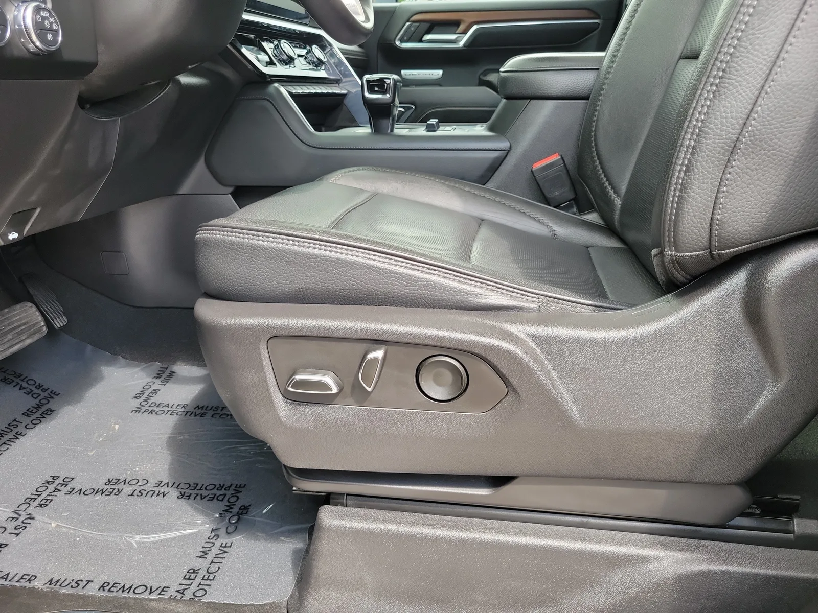 2023 GMC Sierra 1500 Denali photo 14