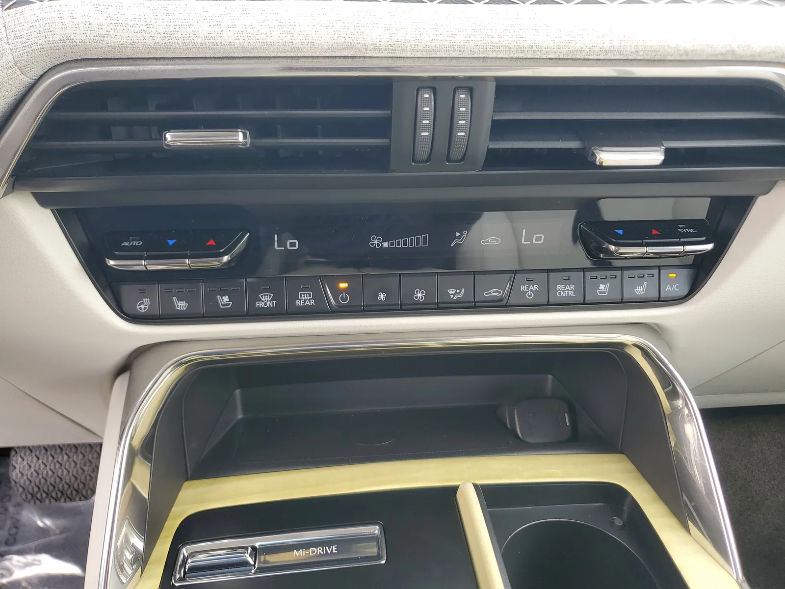 2025 Mazda CX-90 S Premium Plus Package 4WD photo 26