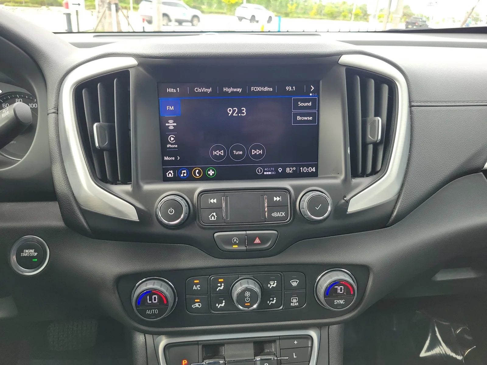 2024 GMC Terrain SLT photo 22