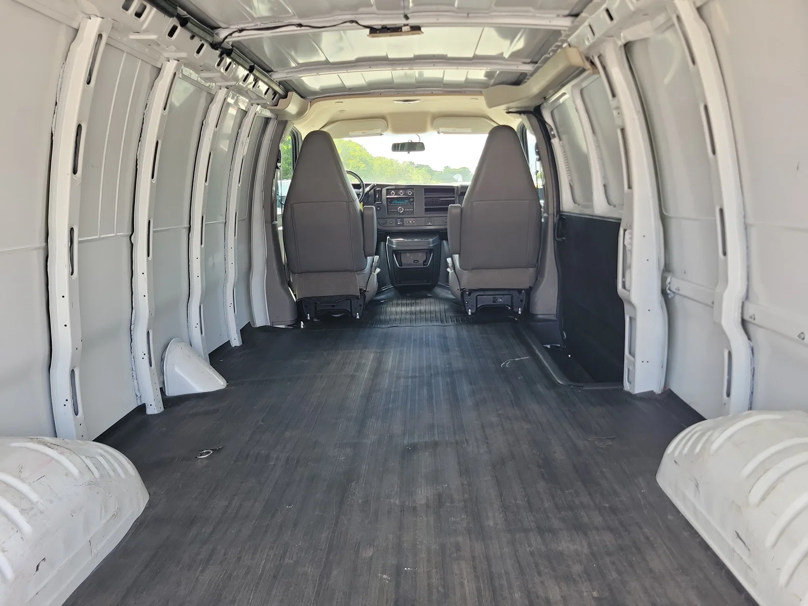 2023 Chevrolet Express Cargo Van Work Van photo 16
