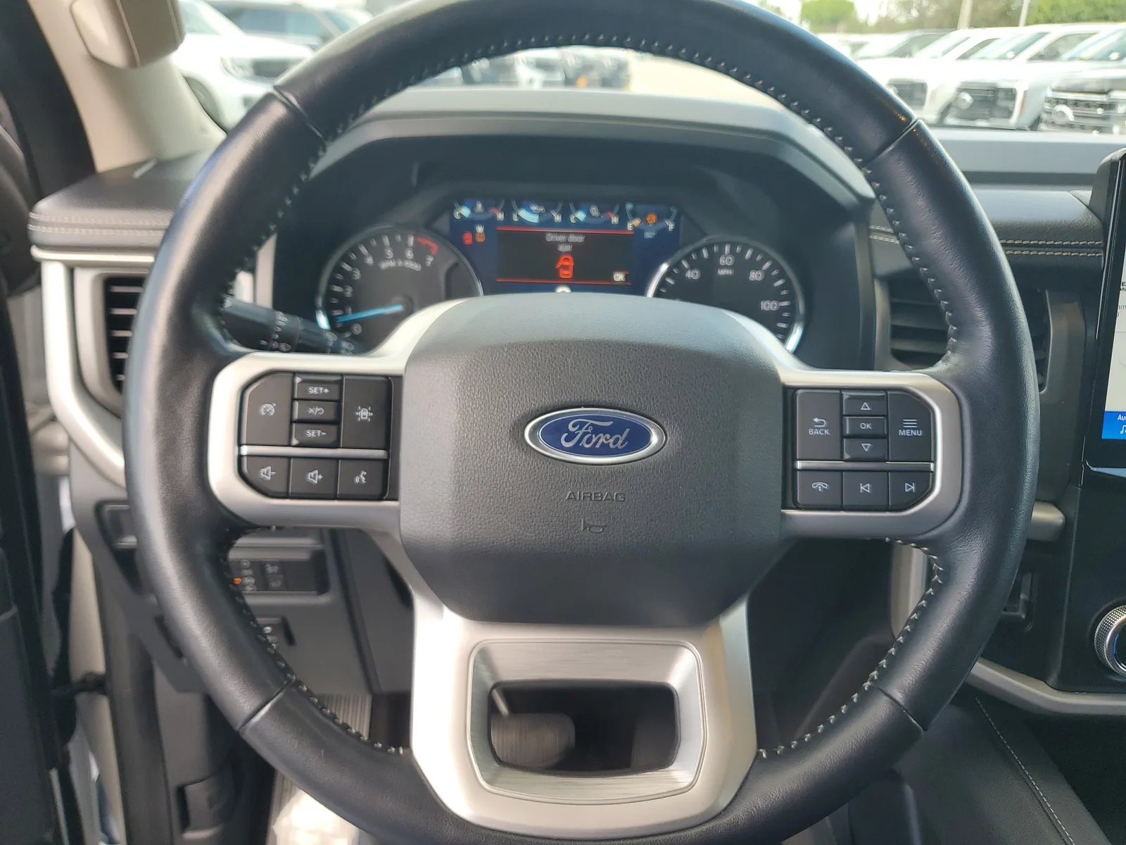 2022 Ford Expedition XLT photo 21