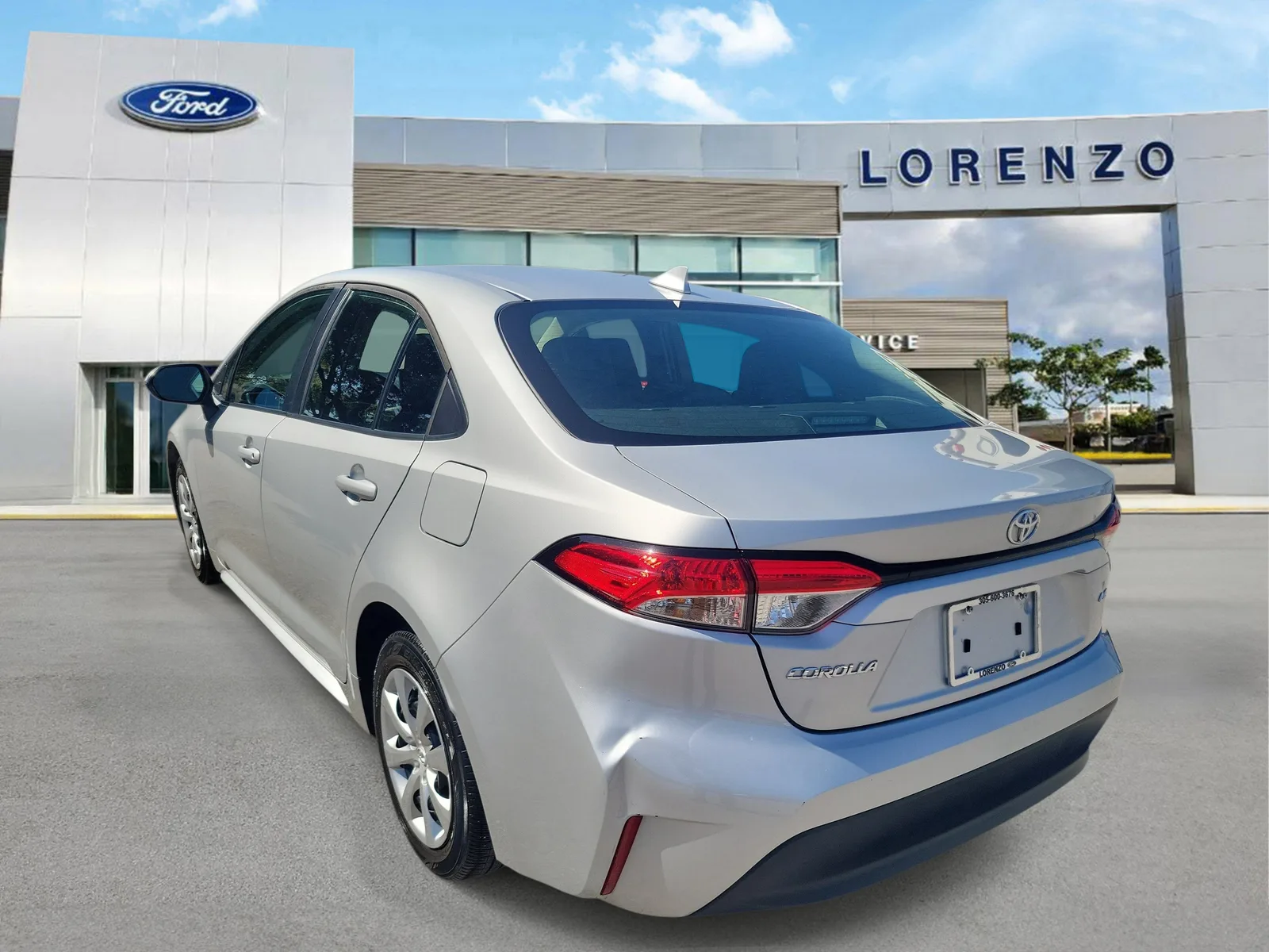 2024 Toyota Corolla LE photo 7