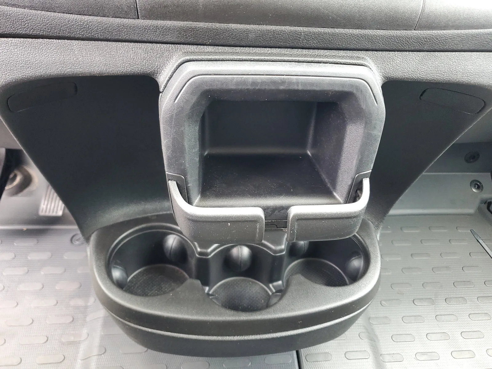 2026 RAM ProMaster Cargo Van Tradesman photo 25