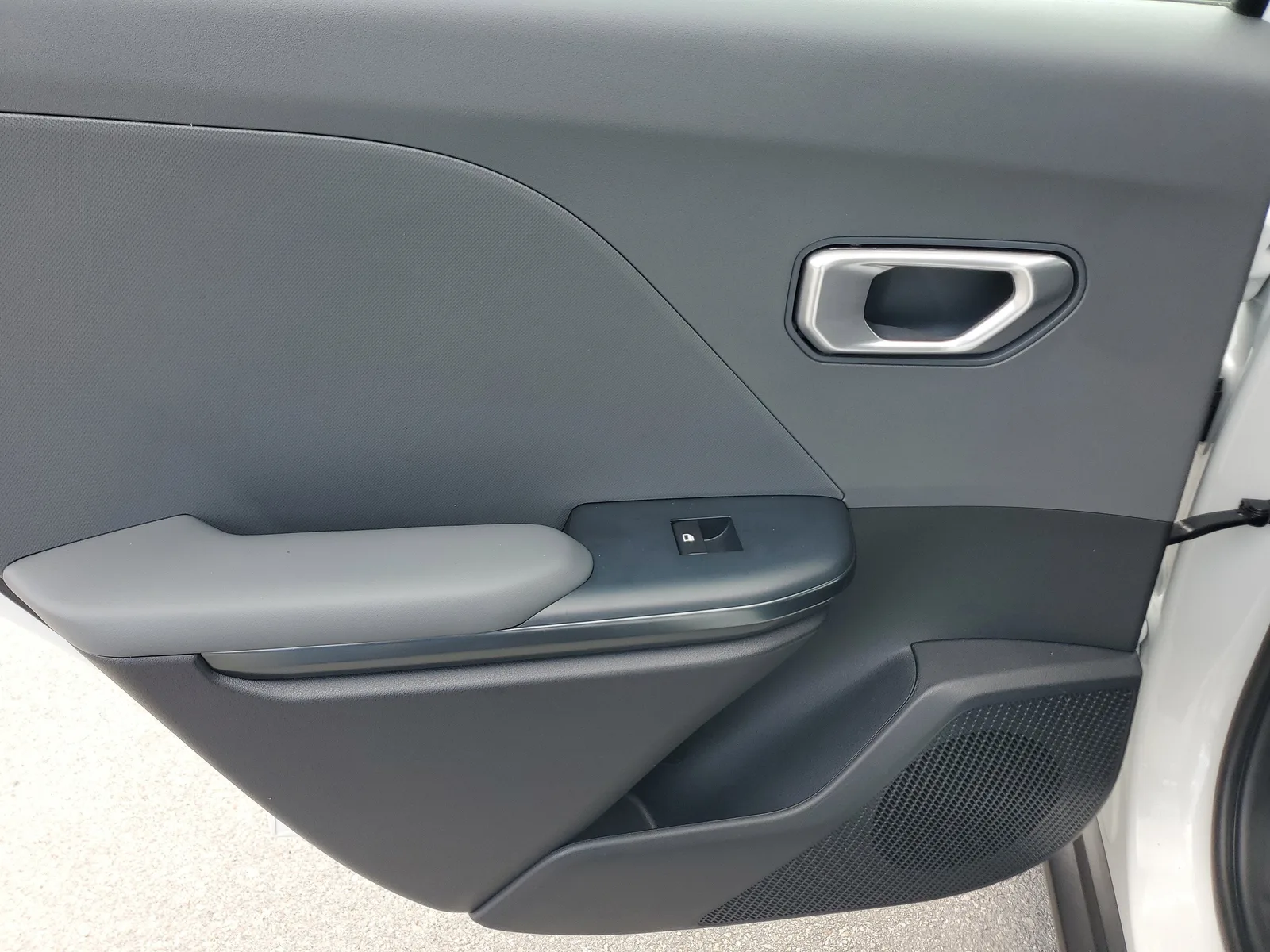 2025 Kia K4 LXS photo 27