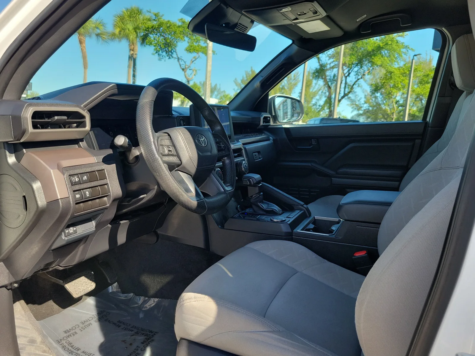 2024 Toyota Tacoma 2WD SR5 photo 8