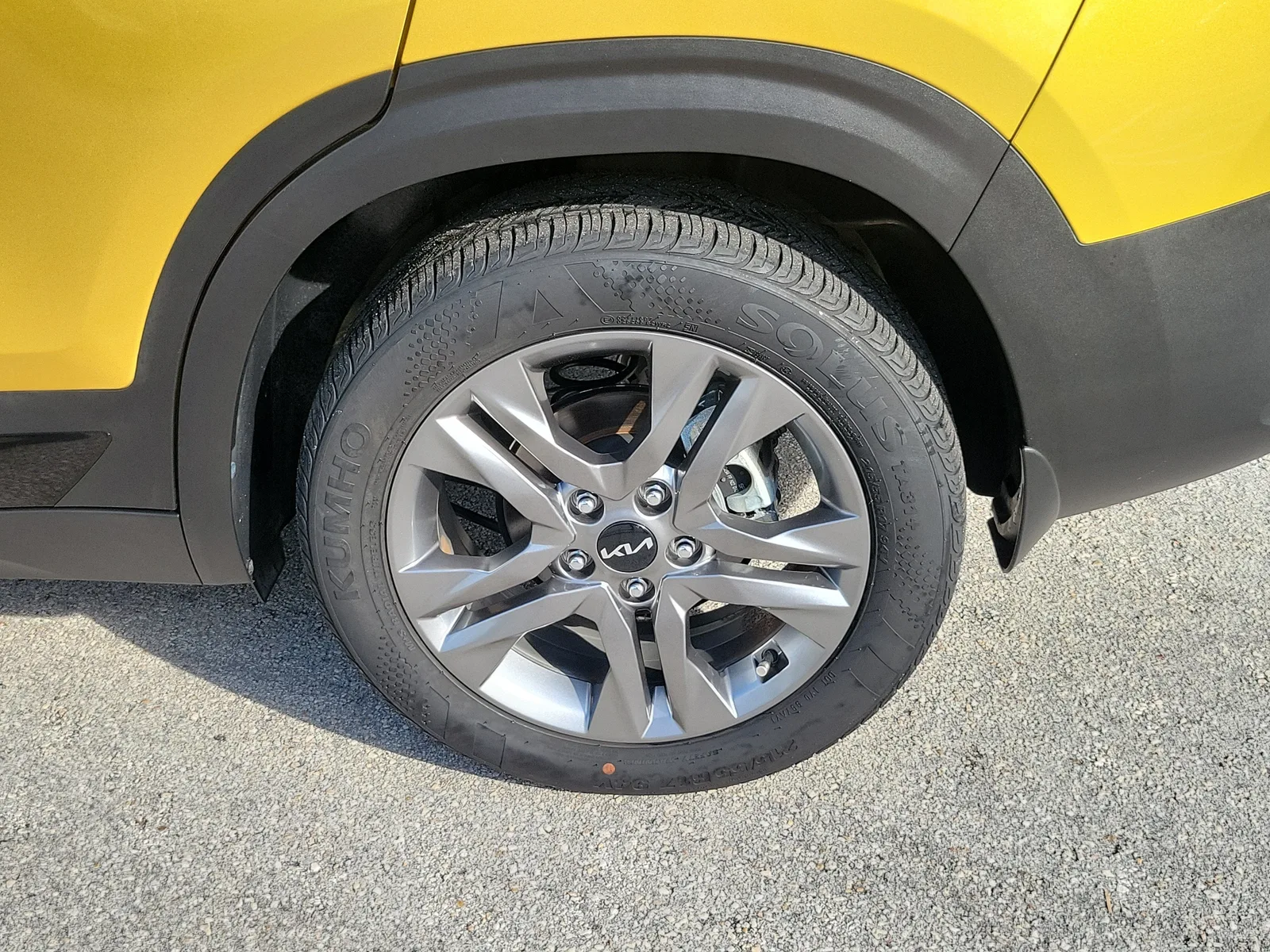 2023 Kia Seltos S photo 26