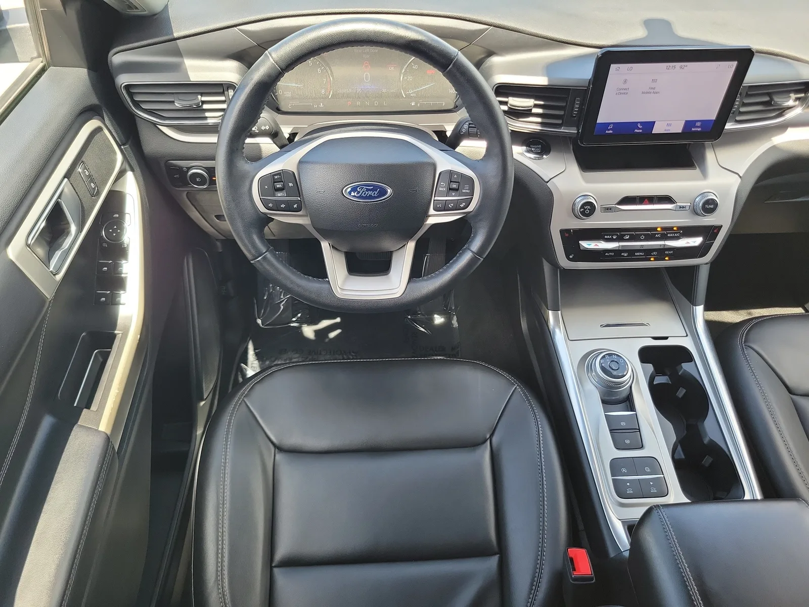 2023 Ford Explorer XLT photo 20