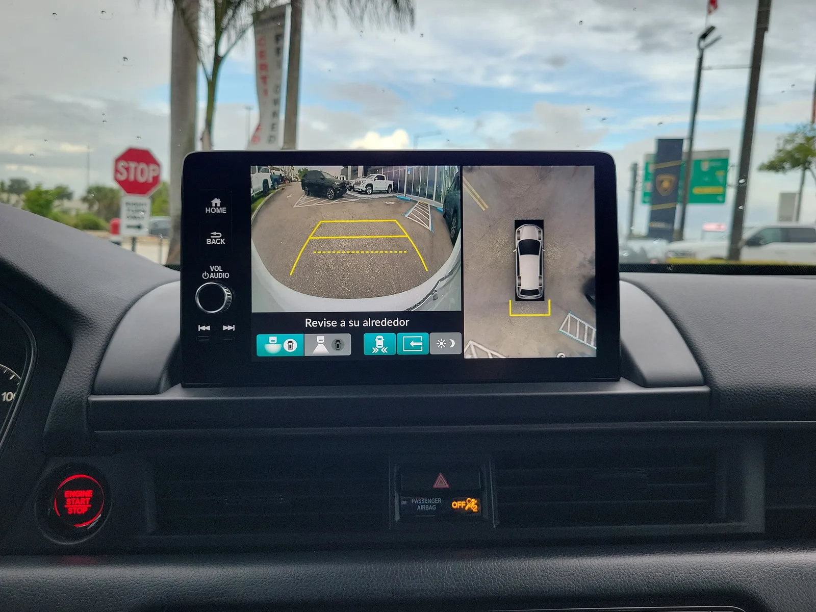 2024 Honda Pilot TrailSport photo 10