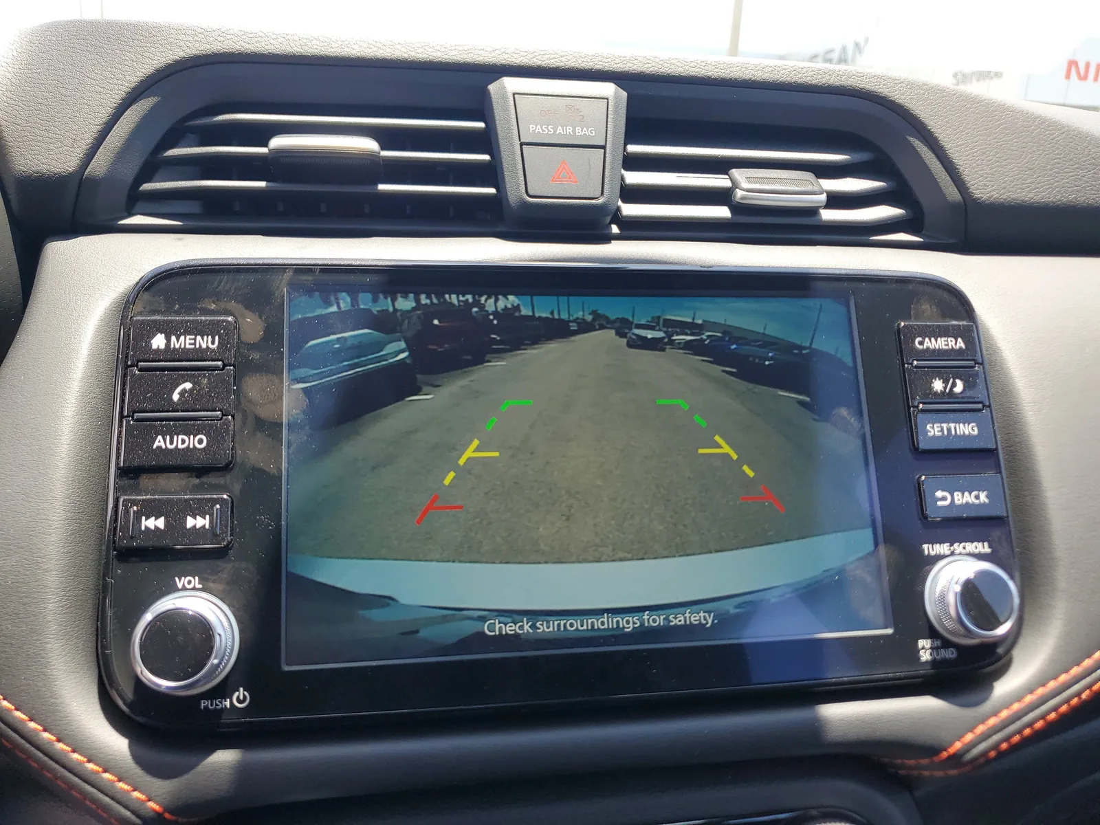 2025 Nissan Versa SR photo 8