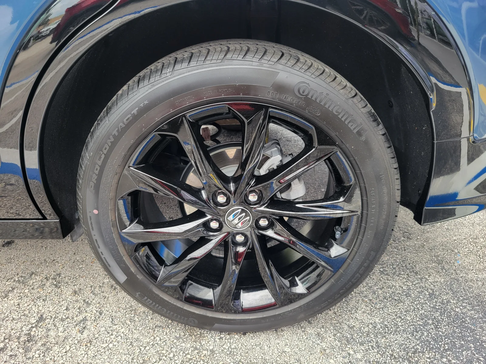 2024 Buick Encore GX Sport Touring photo 25