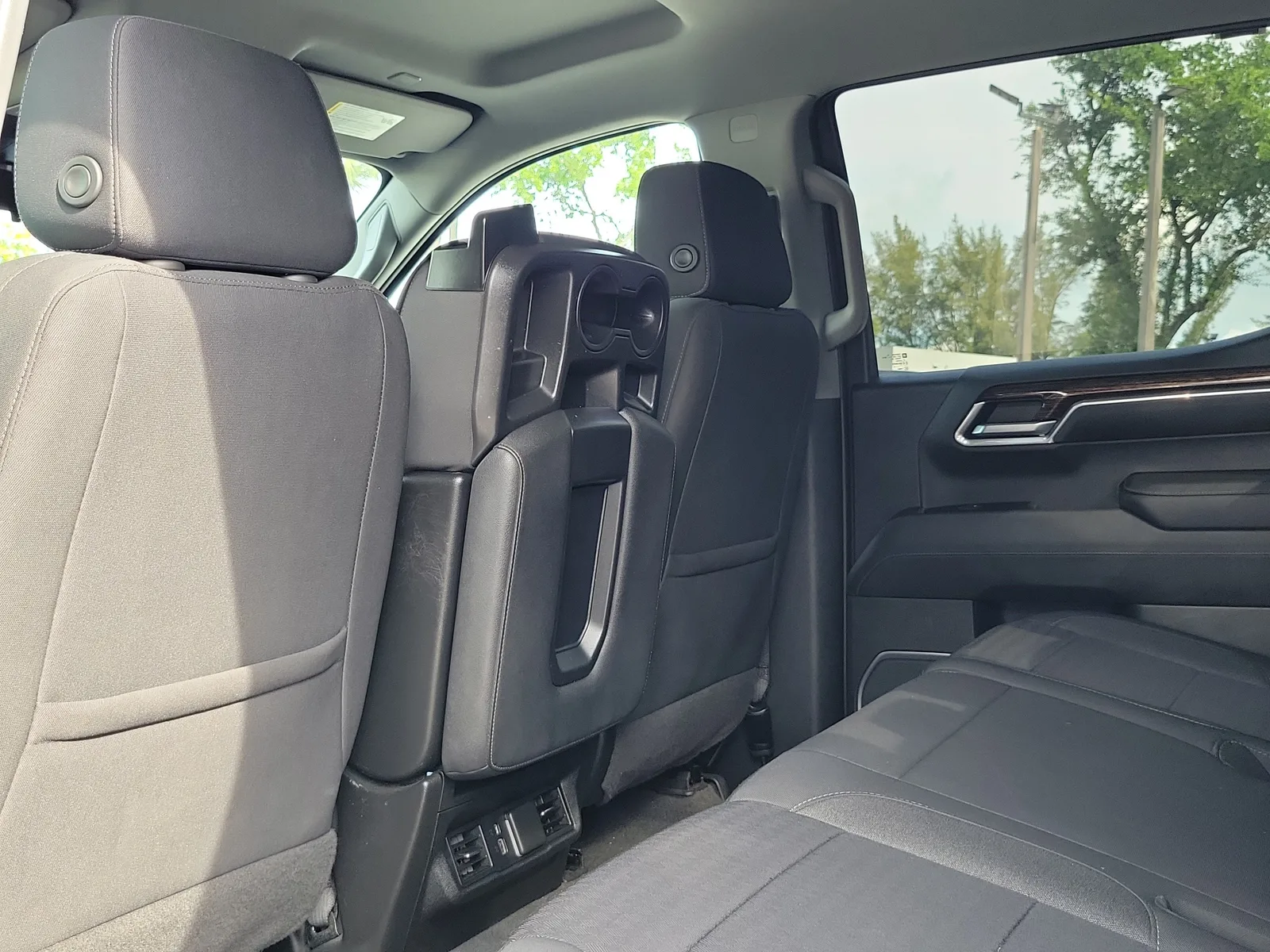 2022 GMC Sierra 1500 SLE photo 14