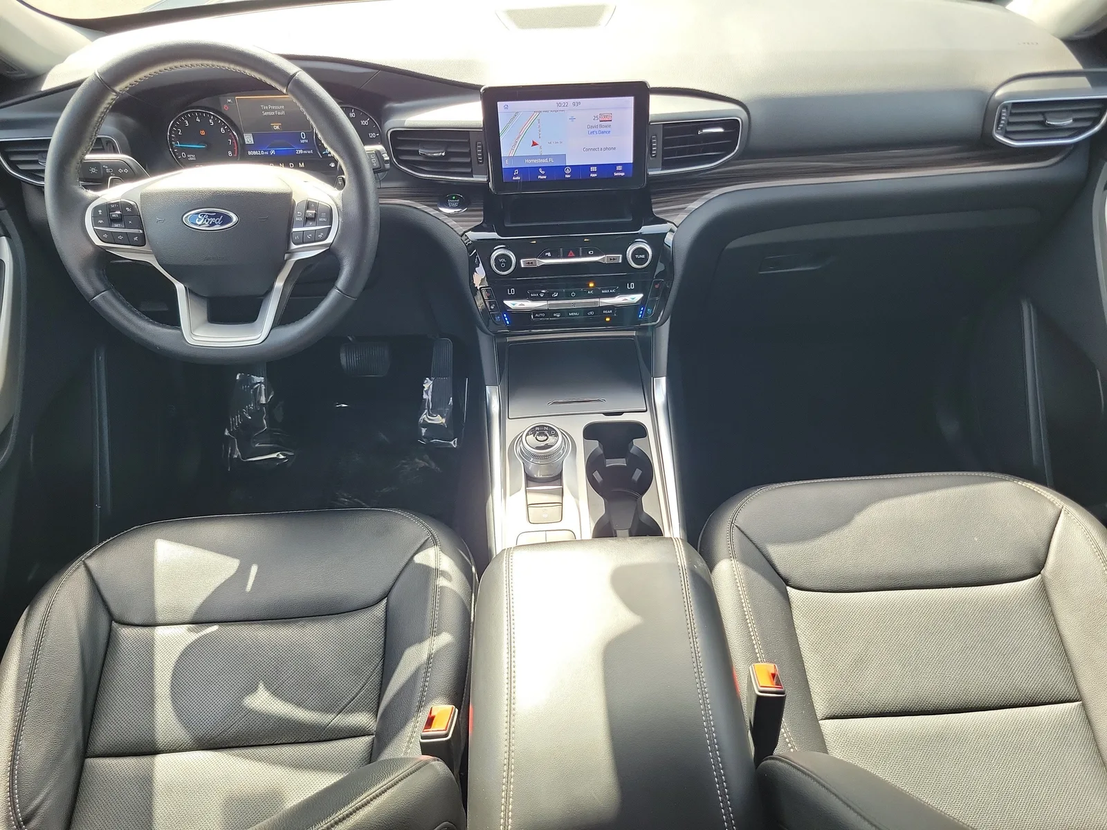2021 Ford Explorer Limited photo 21
