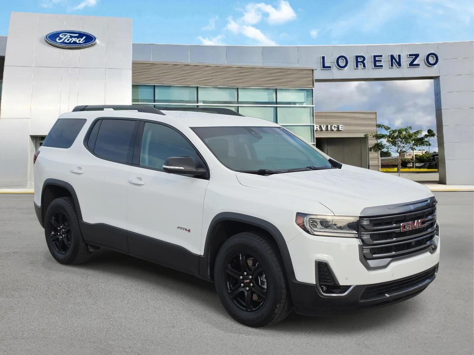 2023 GMC Acadia AT4 4WD photo 3