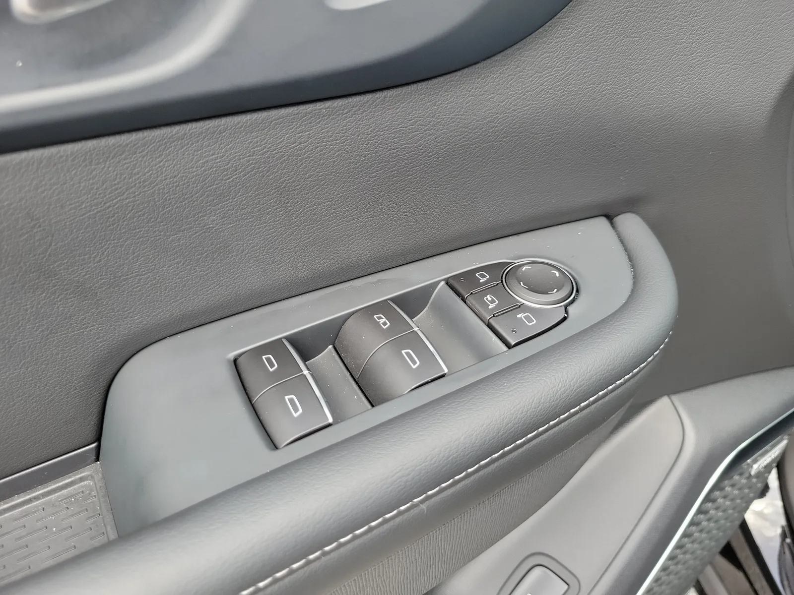 2026 Buick Enclave Sport Touring photo 27