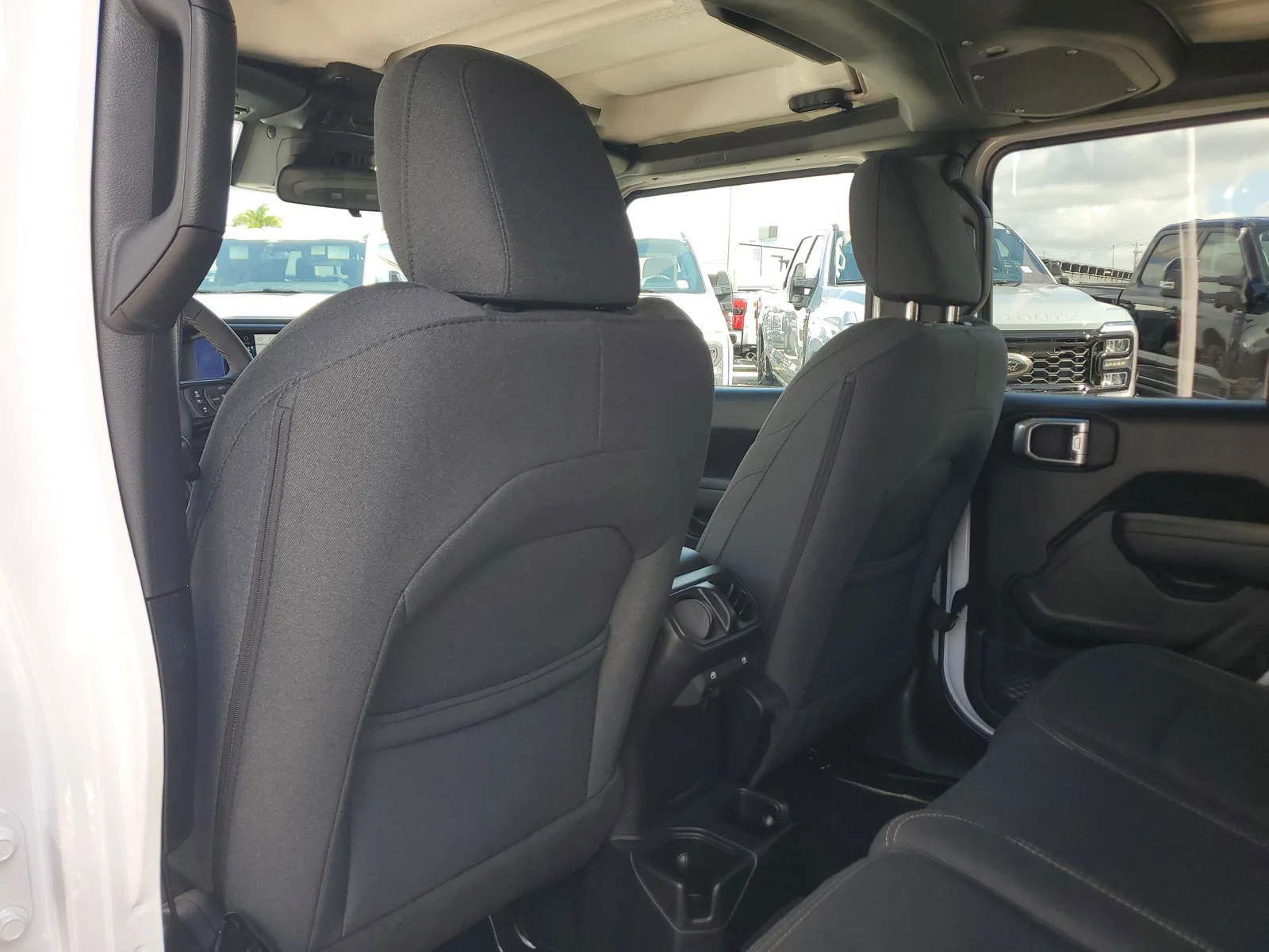 2024 Jeep Wrangler Sport S 4WD photo 13