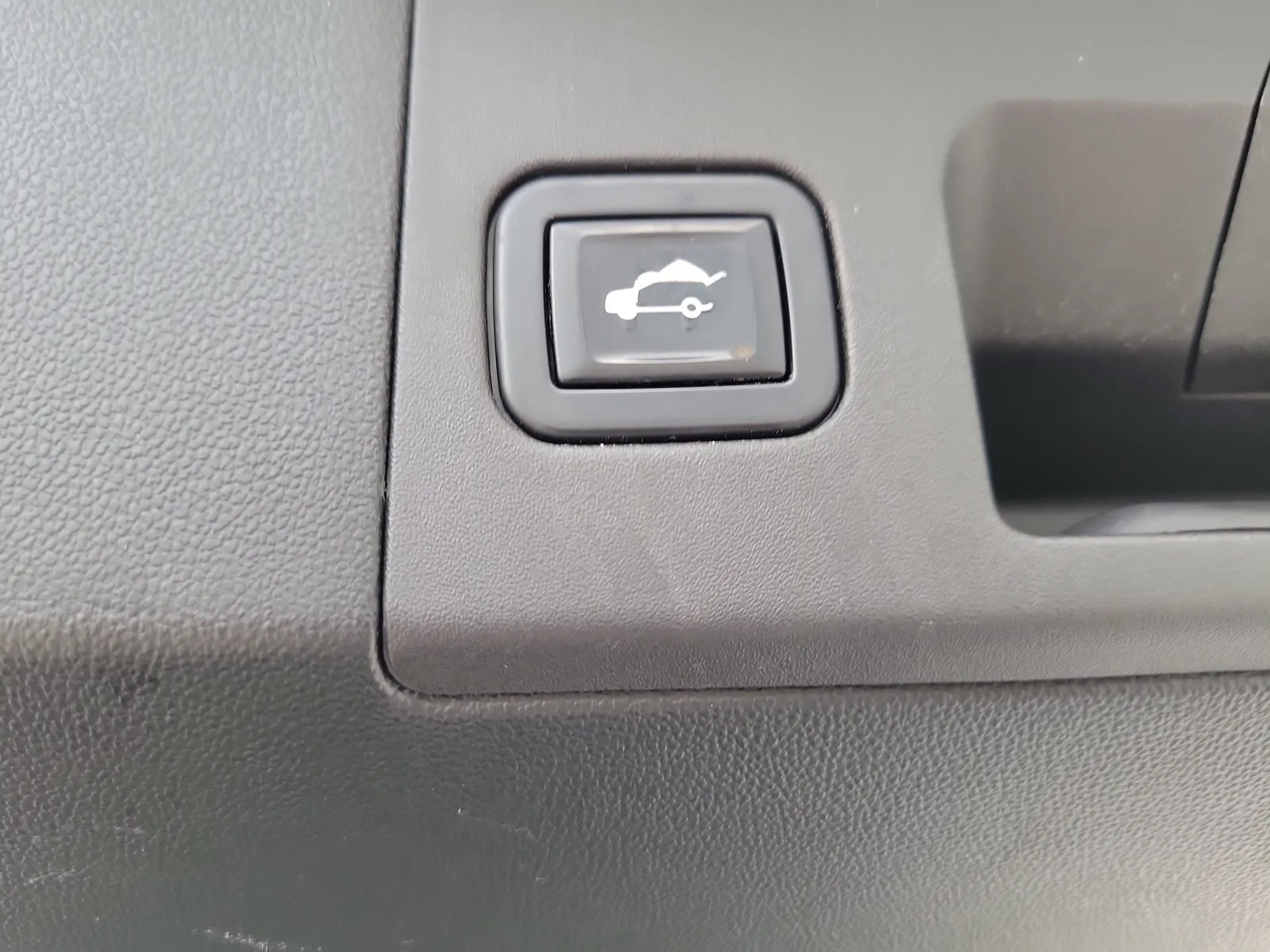2022 Cadillac XT5 Luxury photo 17