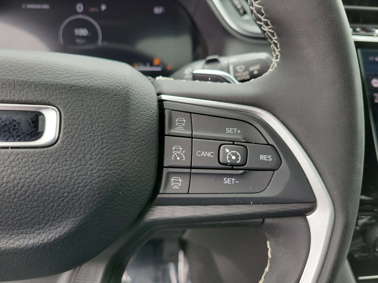 2023 Jeep Grand Cherokee Altitude X 4WD photo 23