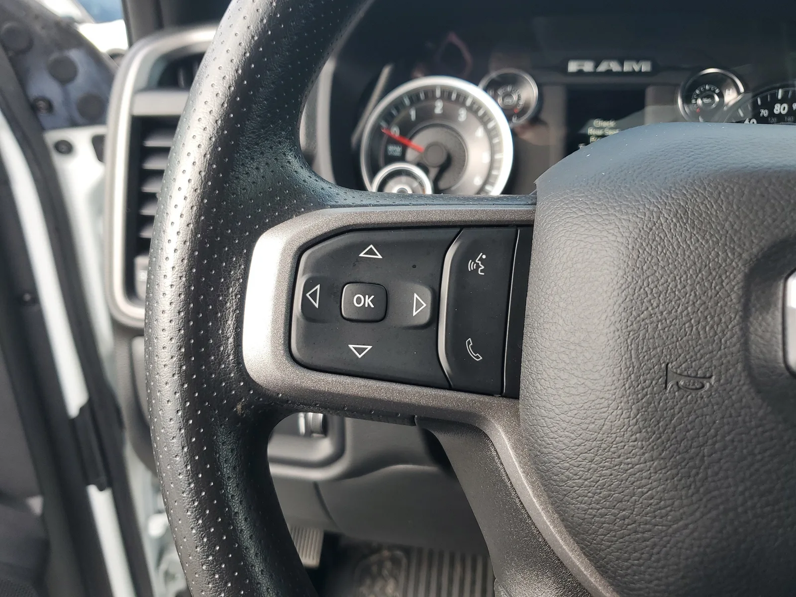 2024 RAM 3500 Tradesman 4WD photo 19