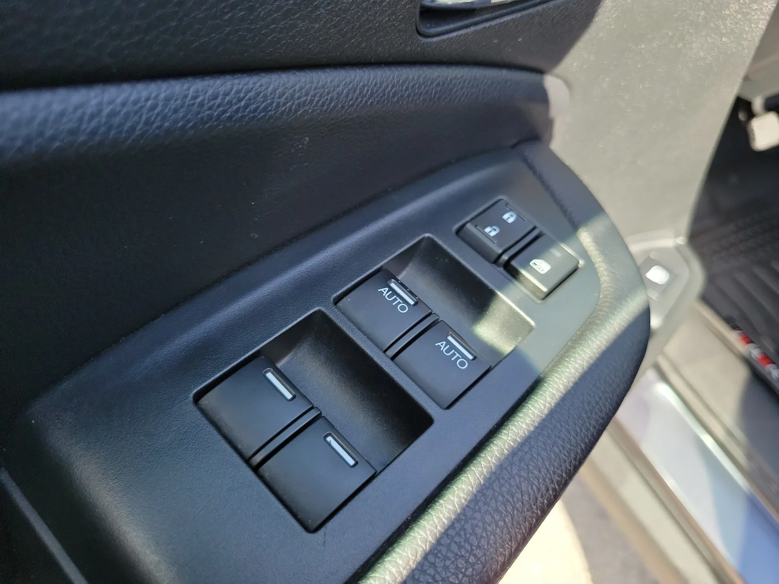 2023 Honda Ridgeline RTL photo 24