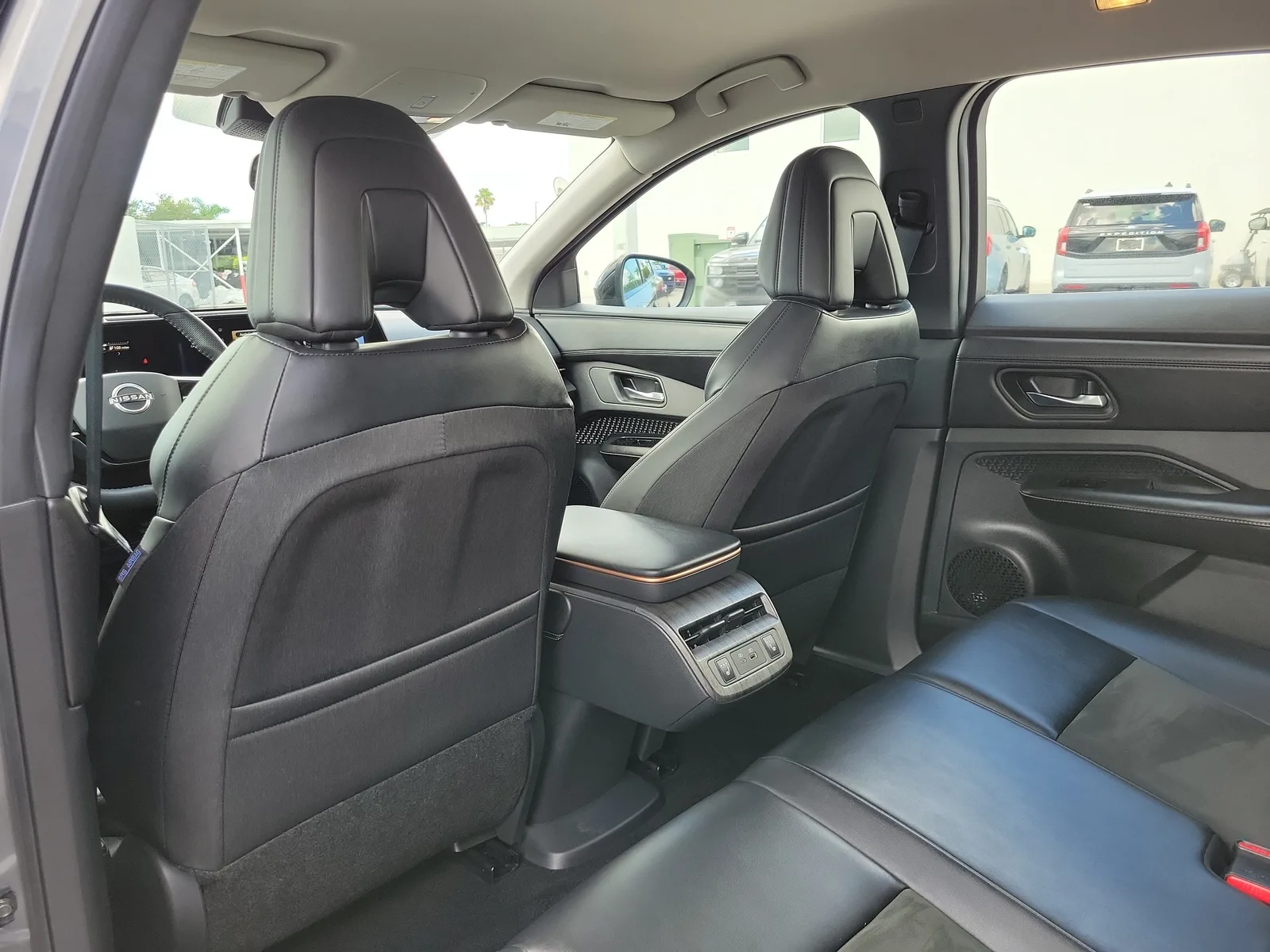 2023 Nissan ARIYA ENGAGE photo 15