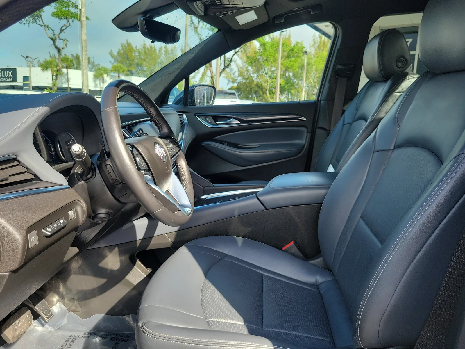 2023 Buick Enclave Premium photo 9