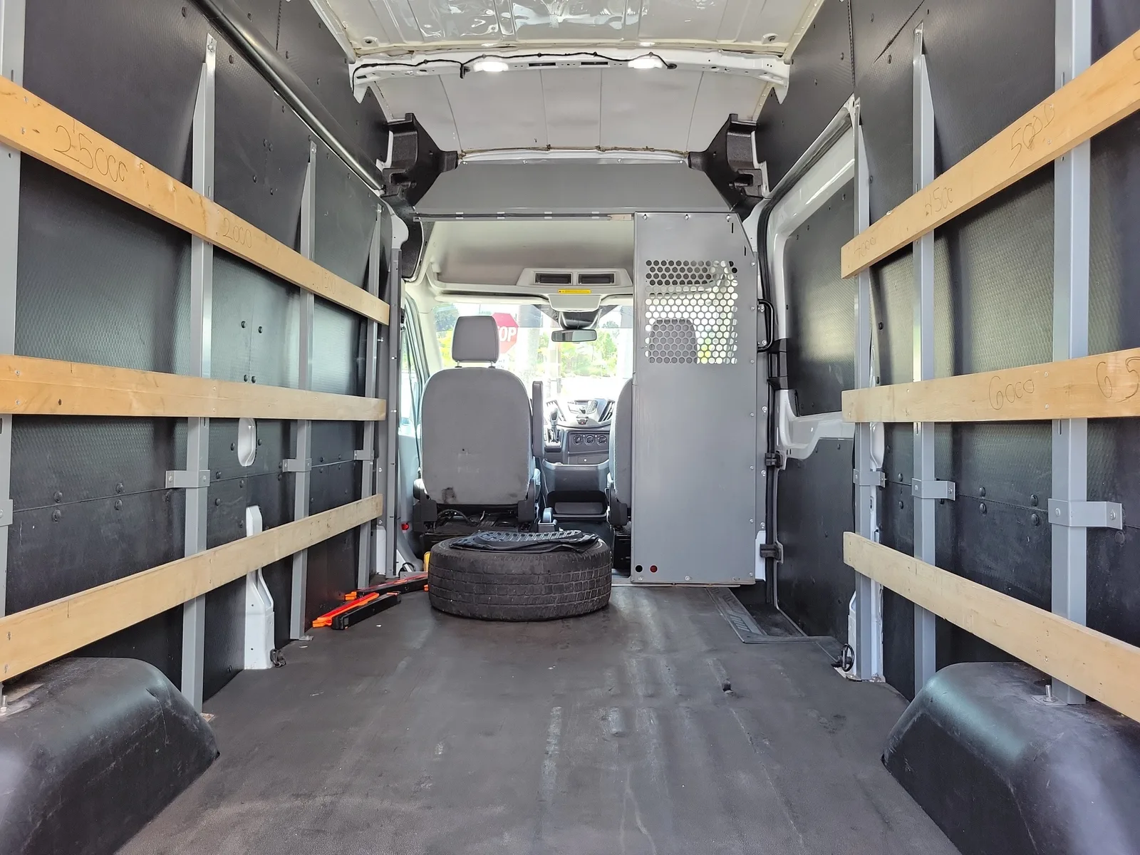 2018 Ford Transit Van T250 photo 11
