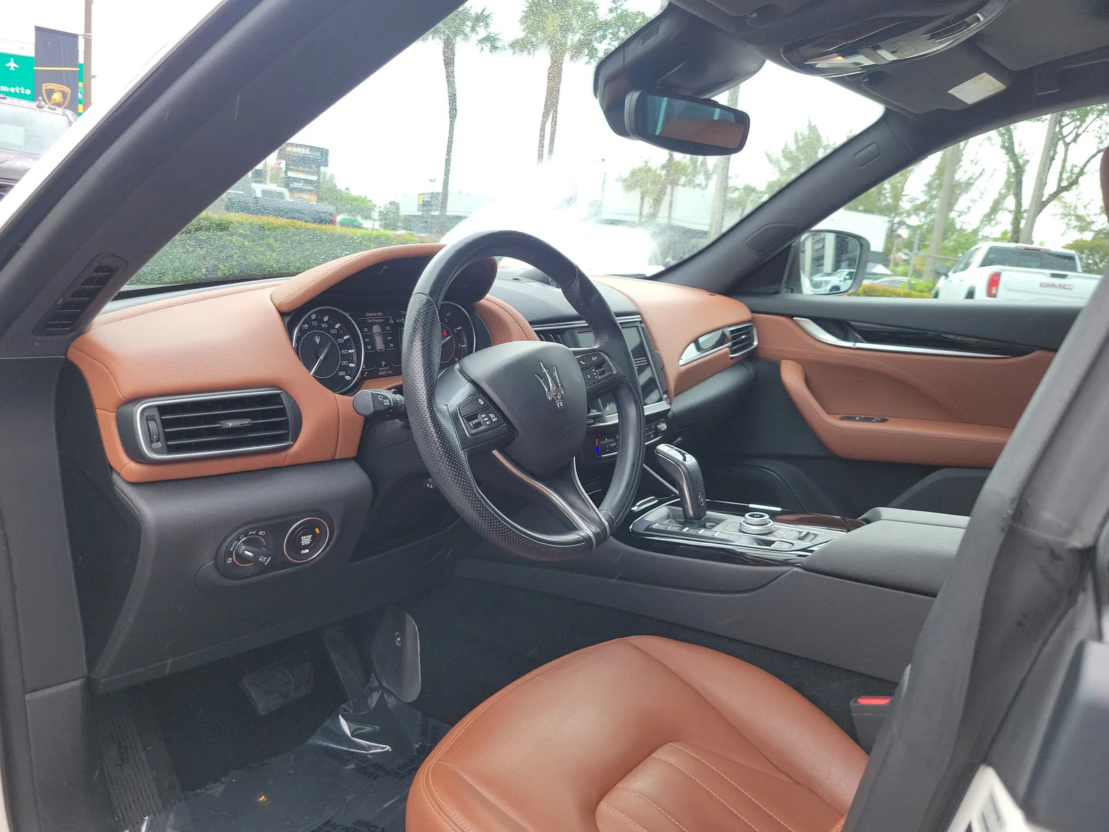 2022 Maserati Levante GT photo 9