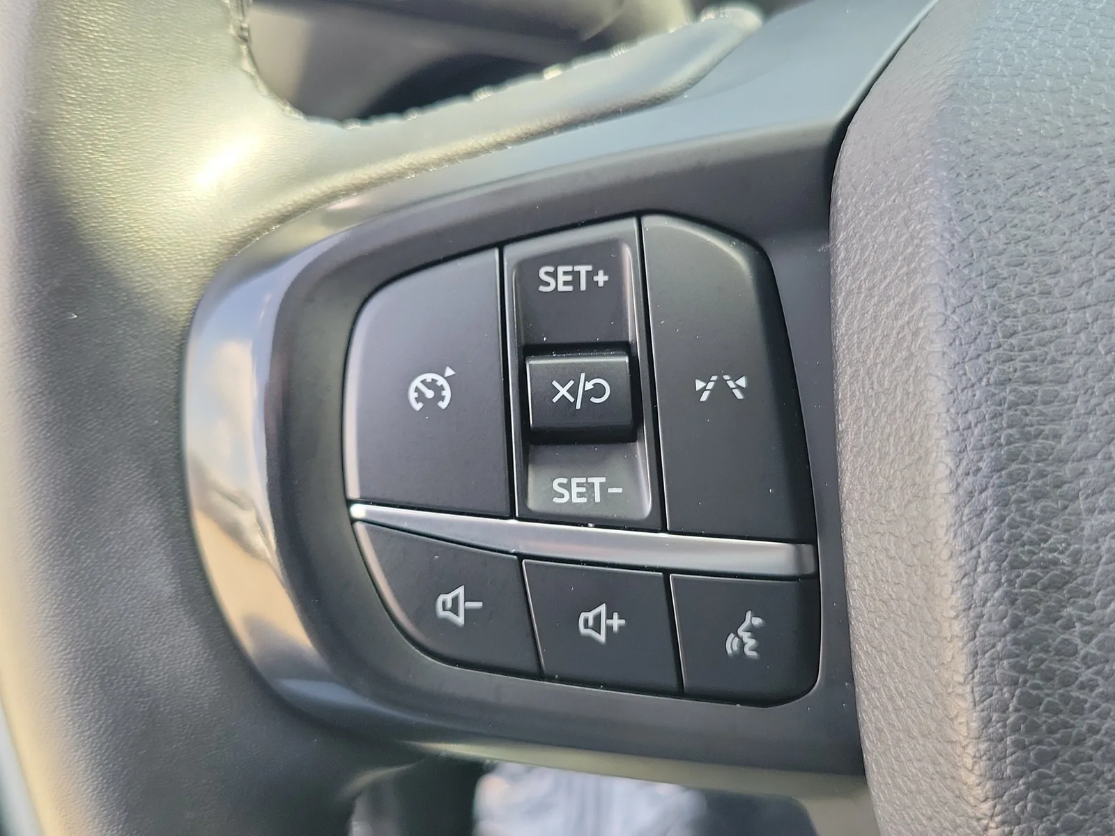 2024 Ford Ranger XLT photo 17