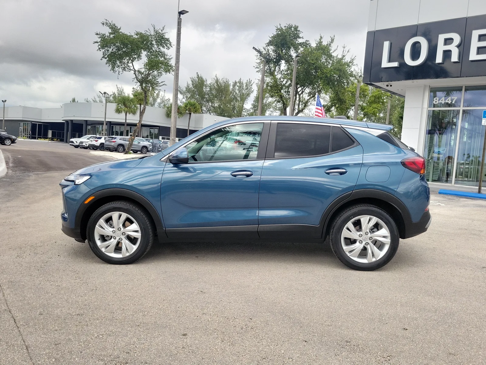 2024 Buick Encore GX Preferred photo 8