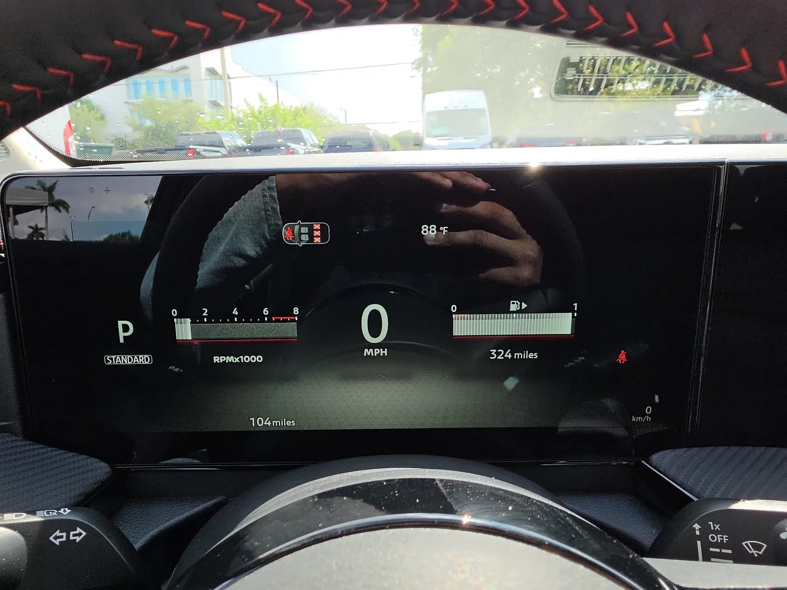 2026 Nissan Kicks SR 4WD photo 28