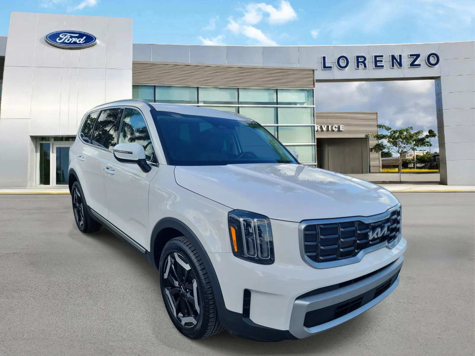 2024 Kia Telluride S photo 3
