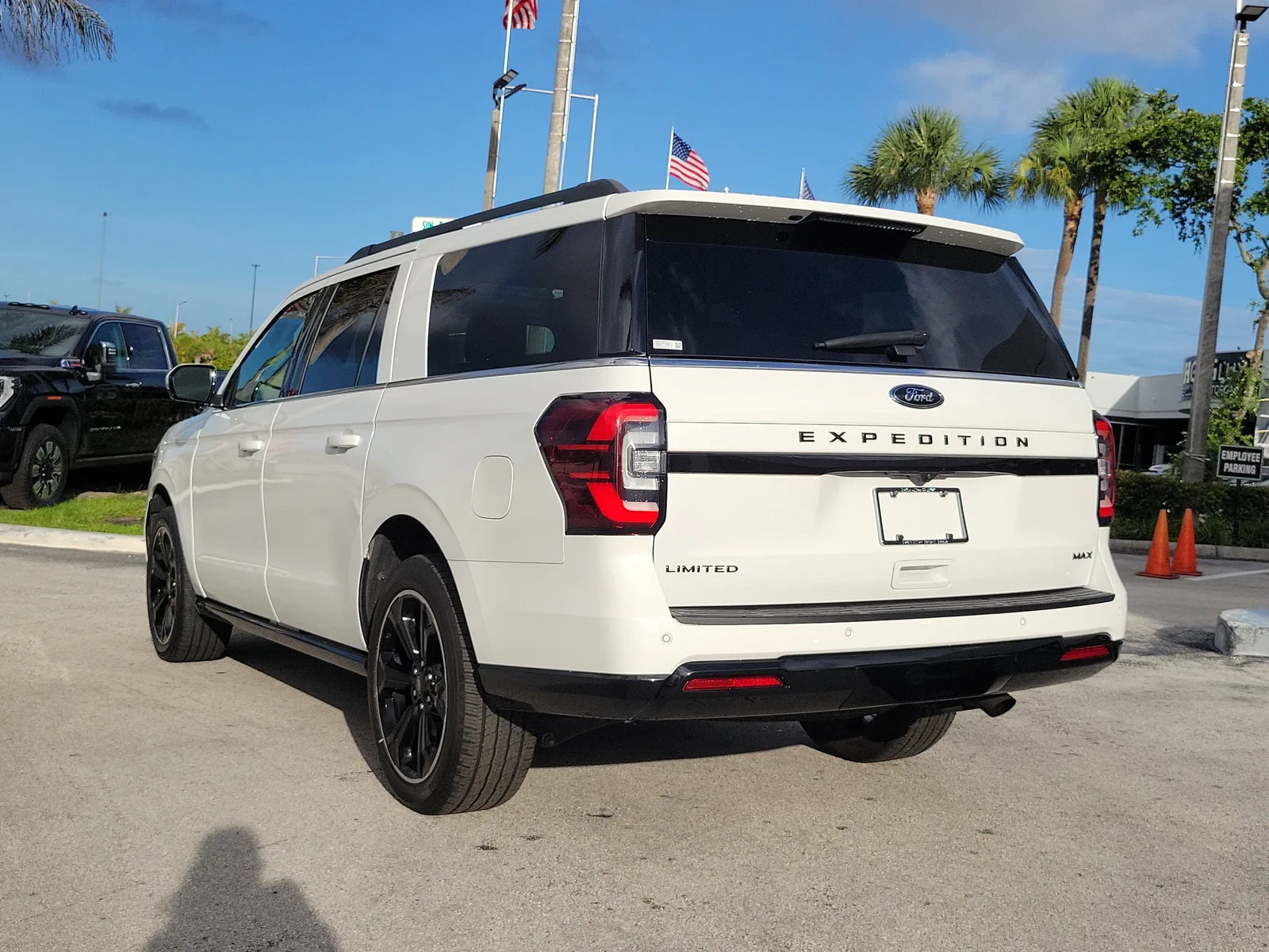 2023 Ford Expedition Max Limited photo 7