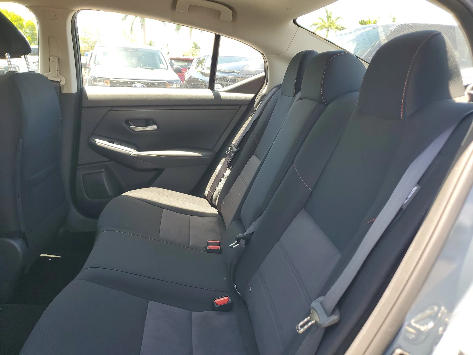 2025 Nissan Sentra SR photo 11
