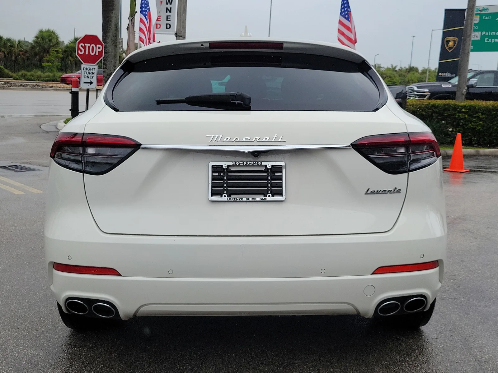 2023 Maserati Levante GT photo 6