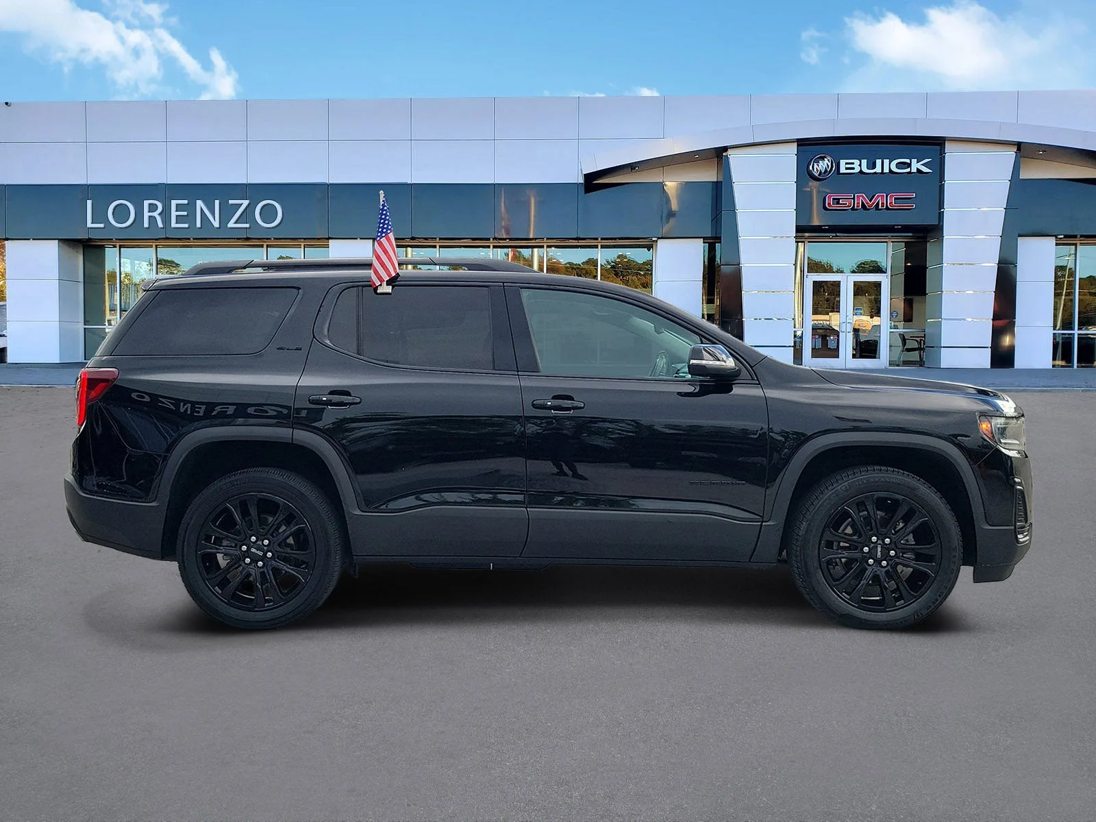2023 GMC Acadia SLE photo 4