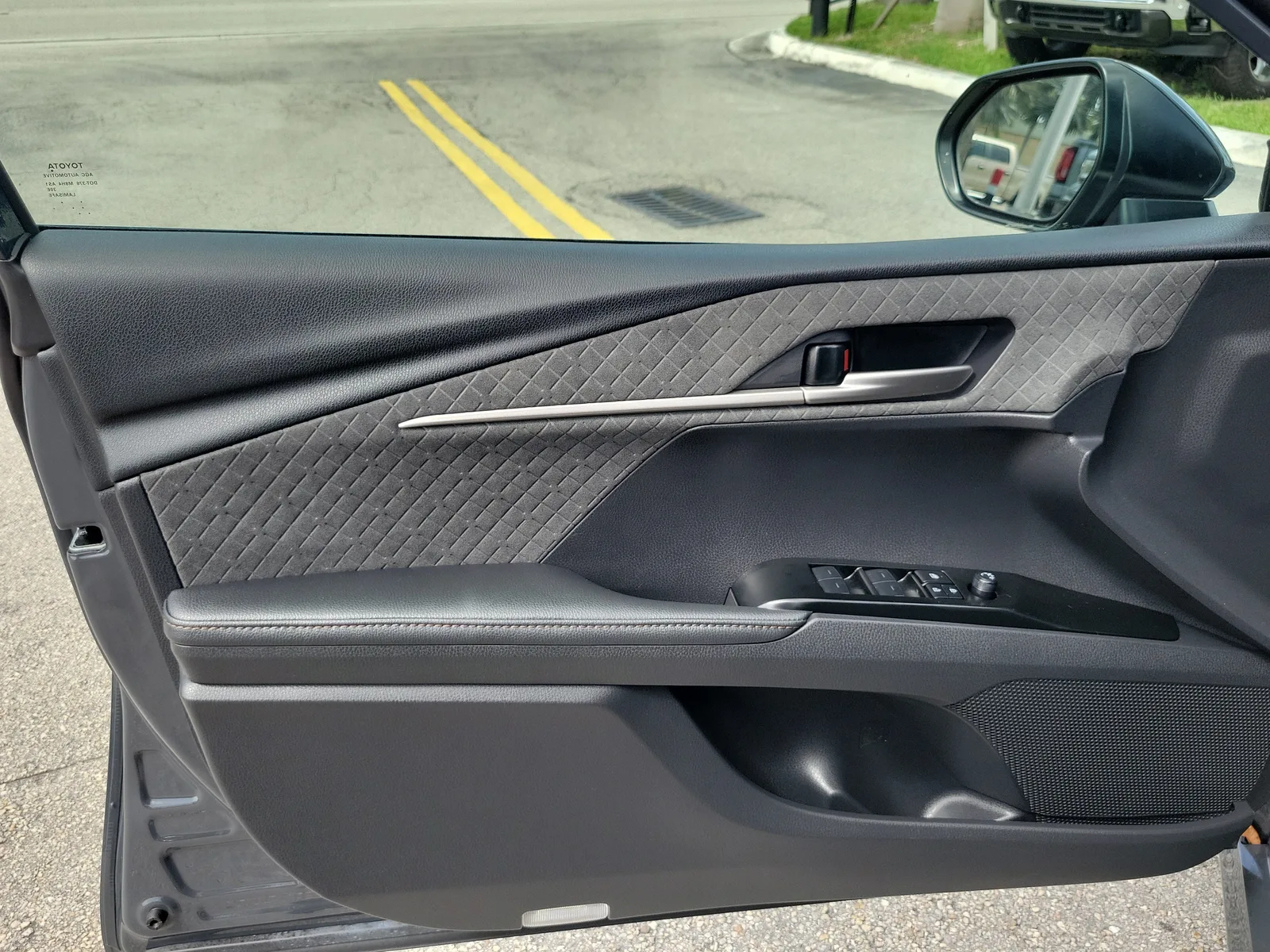 2026 Toyota Camry LE photo 22