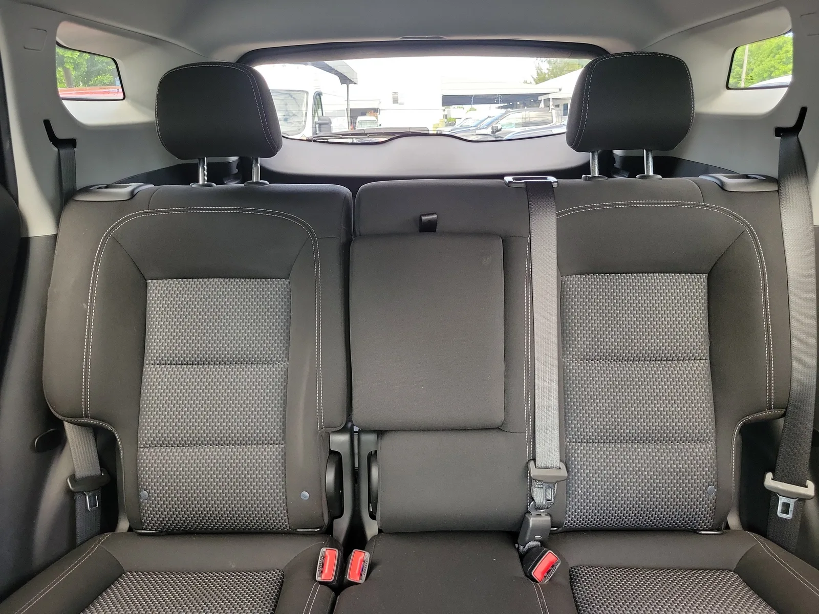 2023 GMC Terrain SLE photo 14