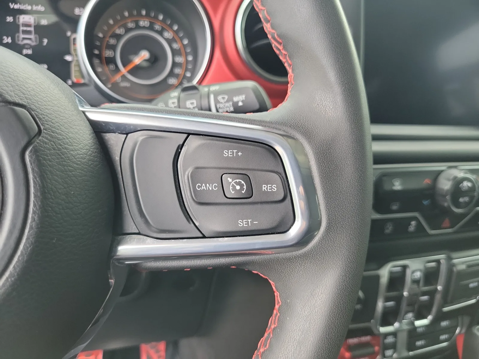 2023 Jeep Wrangler Rubicon photo 22
