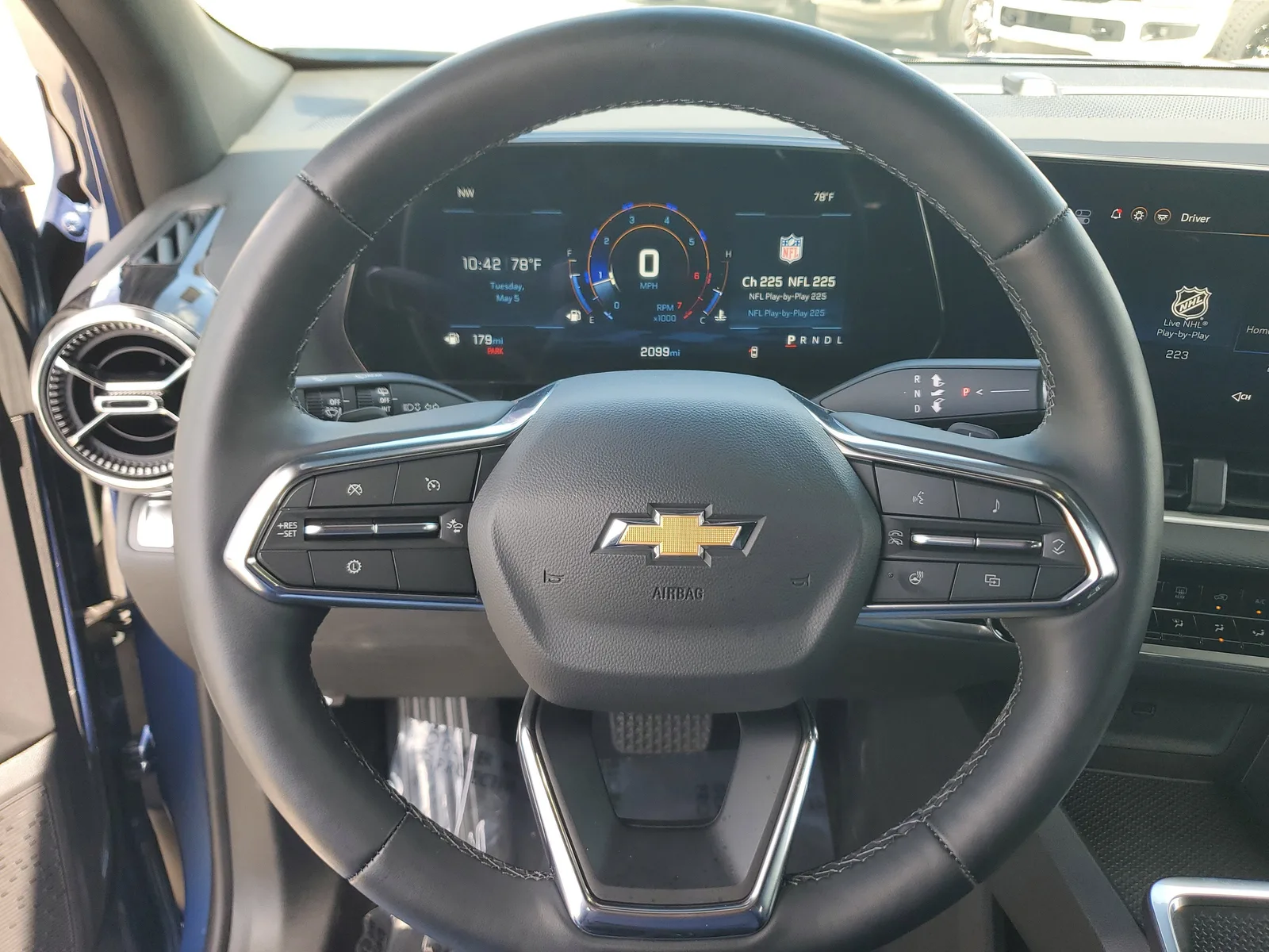 2026 Chevrolet Equinox FWD LT photo 19