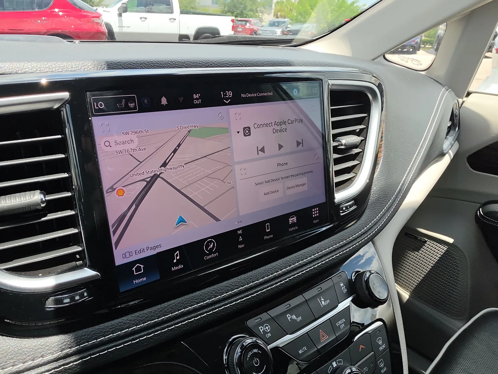 2022 Chrysler Pacifica Hybrid Limited photo 8