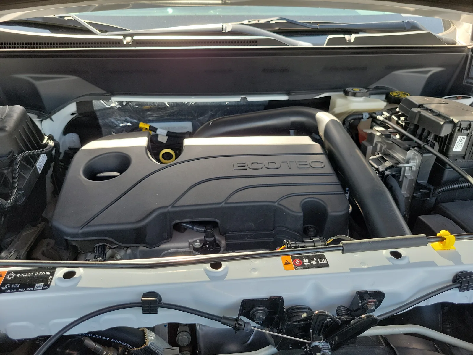 2023 GMC Terrain SLE photo 29